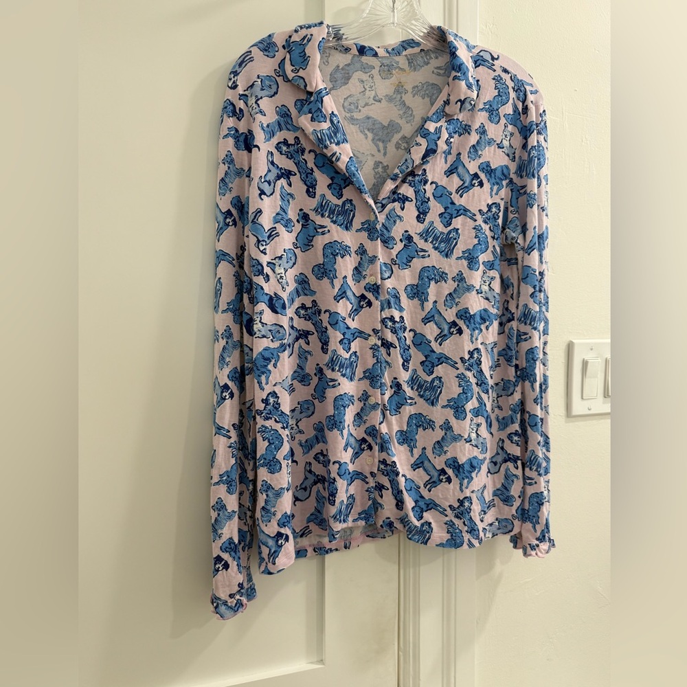 Lilly Pulitzer pinkish purple button down pajama top w/ dog pattern